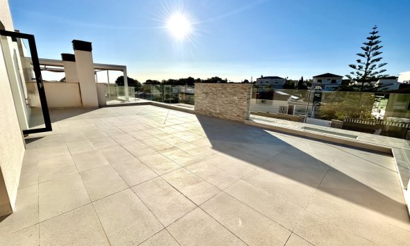 Reventa - Villa - Torrevieja - Los Balcones