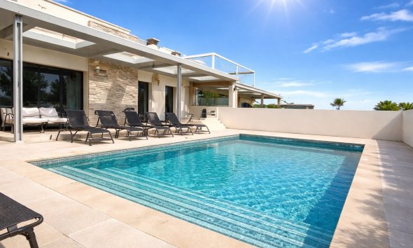 Reventa - Villa - Torrevieja - Los Balcones