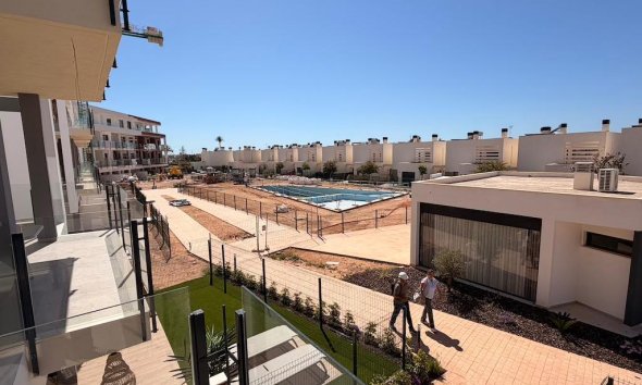Reventa - Apartamento - Los Alcazares - Dolores De Pacheco-santa Rosalía