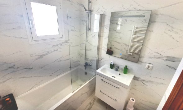 Reventa - Villa - San Miguel de Salinas - BLUE LAGOON