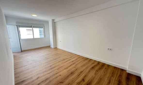 Rynek Wtórny - Apartament - Torrevieja - Centro