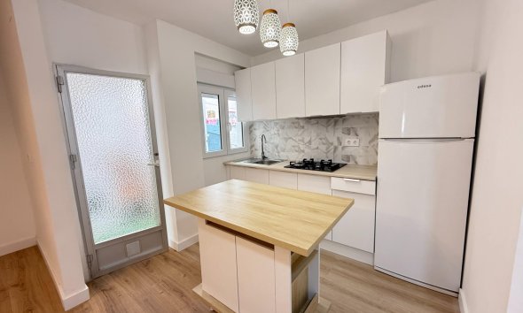 Rynek Wtórny - Apartament - Torrevieja - Centro