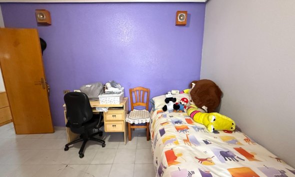 Resale - Apartment - Torrevieja - Acequion