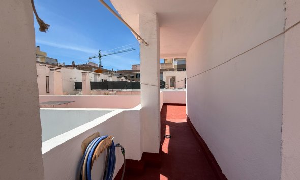 Resale - Apartment - Torrevieja - Acequion