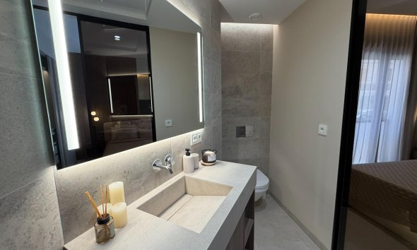 Reventa - Apartamento - Torrevieja - Playa de los locos