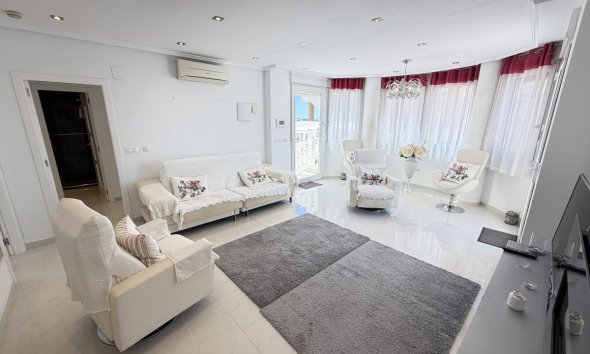 Resale - Villa - Torremendo