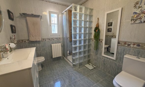 Reventa - Villa - Torrevieja - Los Balcones