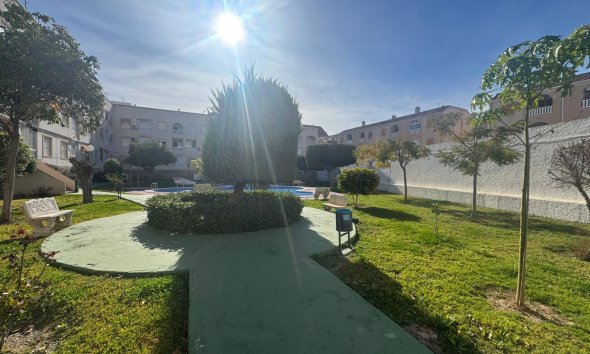 Reventa - Apartamento - Torrevieja - Playa del Acequión