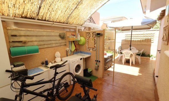 Resale - Villa - Torrevieja - Los Balcones
