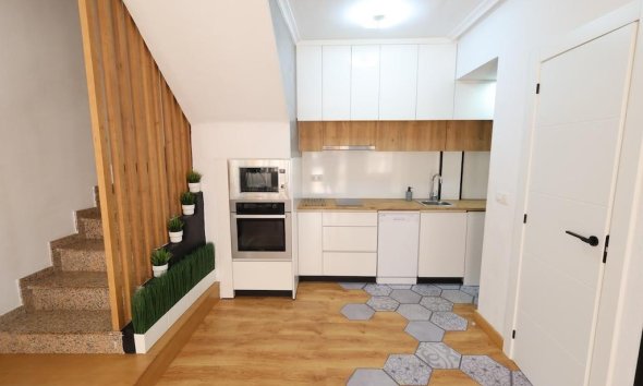 Resale - Duplex / Two-storey apartment - Orihuela Costa - La Zenia