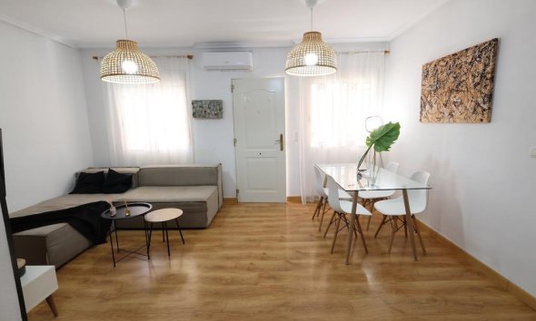 Resale - Duplex / Two-storey apartment - Orihuela Costa - La Zenia