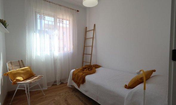 Resale - Duplex / Two-storey apartment - Orihuela Costa - La Zenia