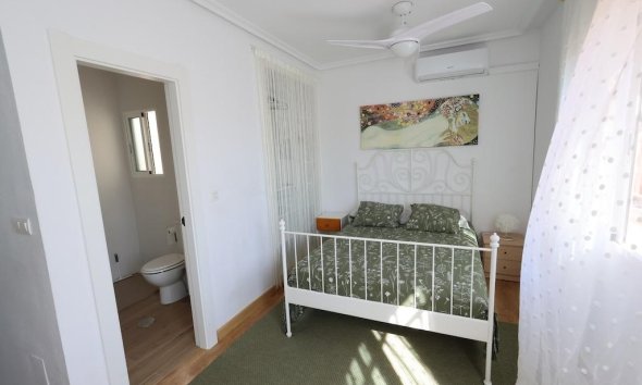 Resale - Duplex / Two-storey apartment - Orihuela Costa - La Zenia