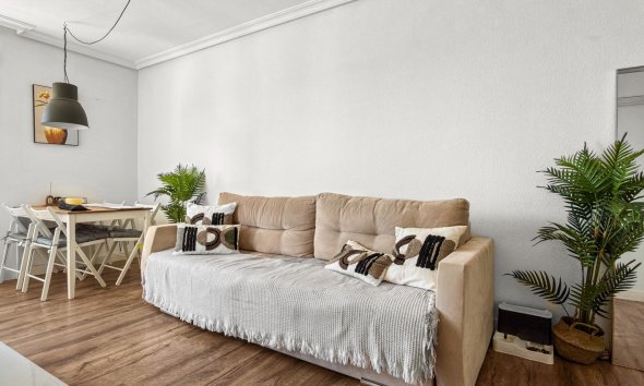 Resale - Apartment - Torrevieja