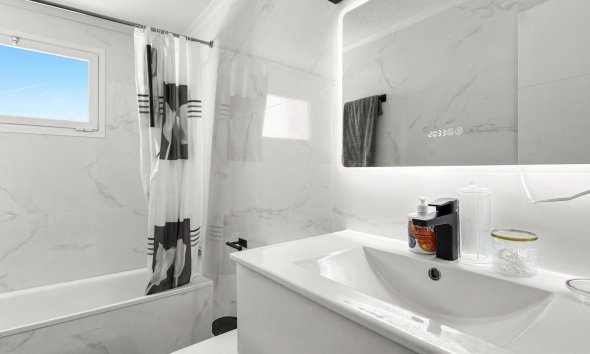 Resale - Apartment - Torrevieja