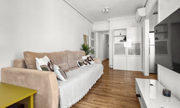 Resale - Apartment - Torrevieja