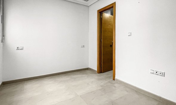 Reventa - Apartamento - Torrevieja - El Acequión - Los Náufragos