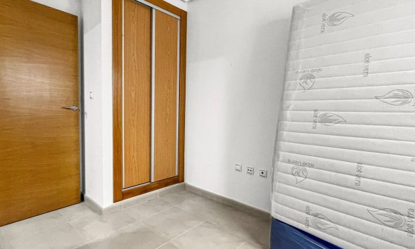 Reventa - Apartamento - Torrevieja - El Acequión - Los Náufragos