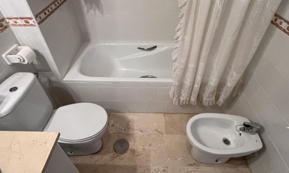 Resale - Apartment - Orihuela Costa - Playa Flamenca