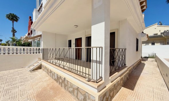 Resale - Terraced house / Townhouse - Ciudad Quesada