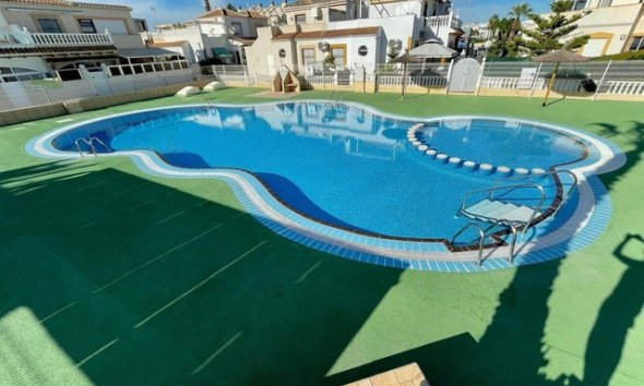 Rynek Wtórny - Dom szeregowy - Orihuela Costa - Playa Flamenca