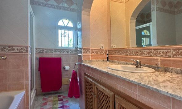 Resale - Villa - Orihuela Costa - Las Ramblas
