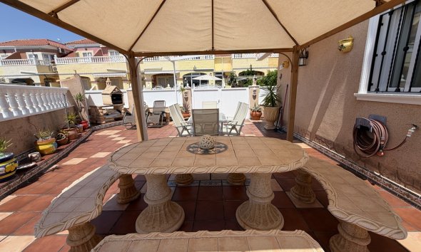 Resale - Terraced house / Townhouse - Orihuela Costa - La Zenia