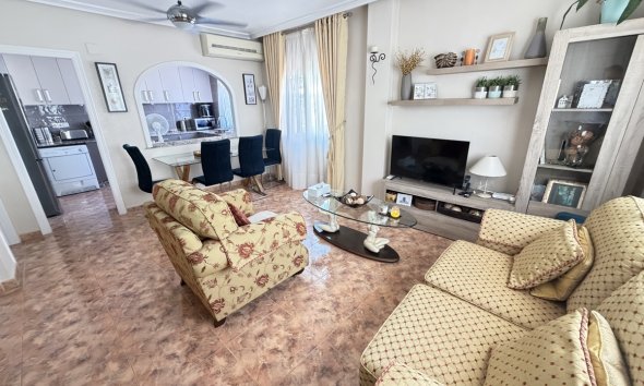 Resale - Terraced house / Townhouse - Orihuela Costa - La Zenia