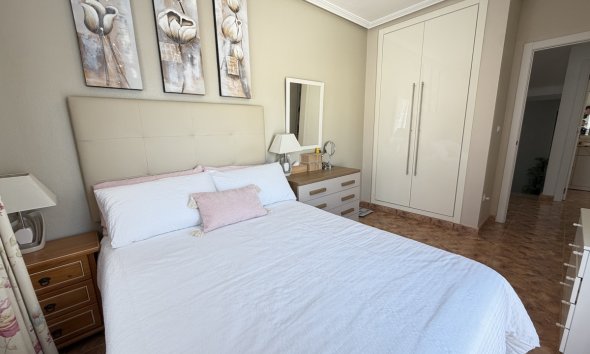 Resale - Terraced house / Townhouse - Orihuela Costa - La Zenia