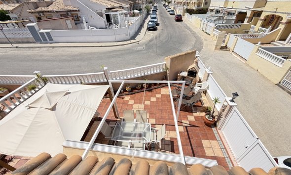 Resale - Terraced house / Townhouse - Orihuela Costa - La Zenia
