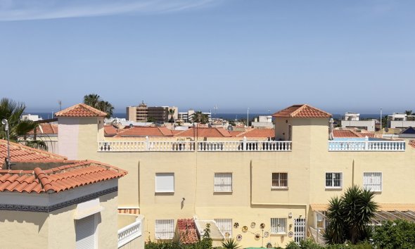 Resale - Terraced house / Townhouse - Orihuela Costa - La Zenia