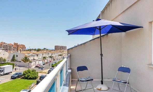 Resale - Apartment - Torrevieja - Estacion de autobuses