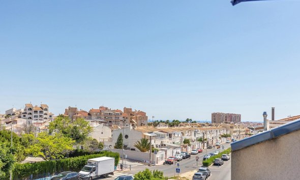 Resale - Apartment - Torrevieja - Estacion de autobuses