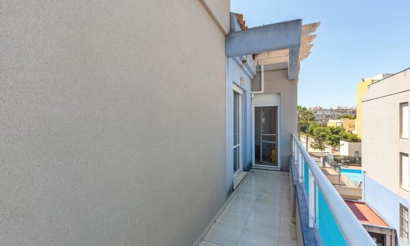 Resale - Apartment - Torrevieja - Estacion de autobuses