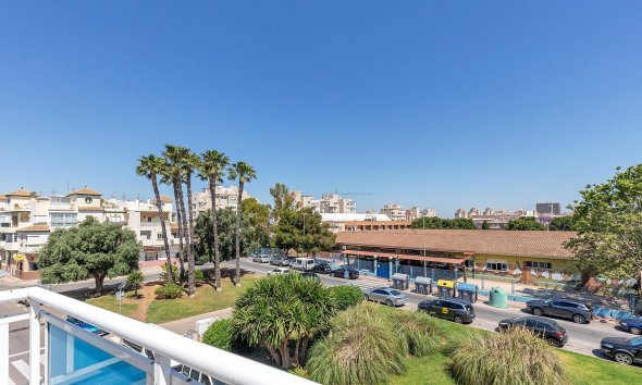 Resale - Apartment - Torrevieja - Estacion de autobuses