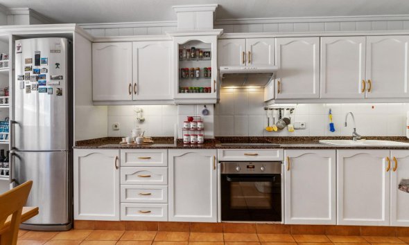 Resale - Apartment - Torrevieja - Centro