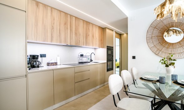 Resale - Apartment - Torrevieja - Acequion