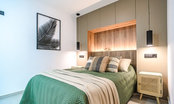 Resale - Apartment - Torrevieja - Acequion