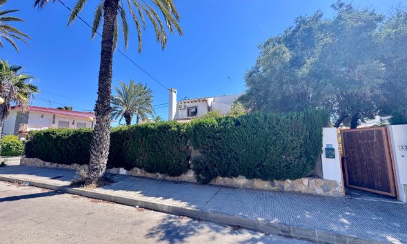 Resale - Villa - Orihuela Costa - Cabo Roig