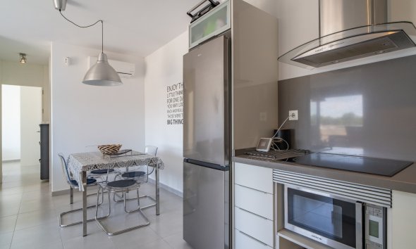 Resale - Terraced house / Townhouse - Pilar de la Horadada - Mil Palmeras