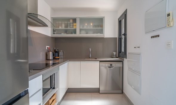 Resale - Terraced house / Townhouse - Pilar de la Horadada - Mil Palmeras