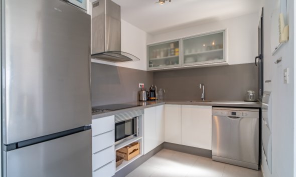 Resale - Terraced house / Townhouse - Pilar de la Horadada - Mil Palmeras