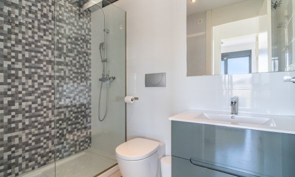 Resale - Terraced house / Townhouse - Pilar de la Horadada - Mil Palmeras