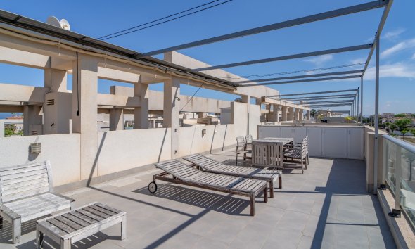 Resale - Terraced house / Townhouse - Pilar de la Horadada - Mil Palmeras