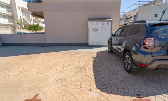 Resale - Terraced house / Townhouse - Pilar de la Horadada - Mil Palmeras
