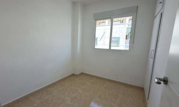 Resale - Apartment - Torrevieja - Curva del Palangre