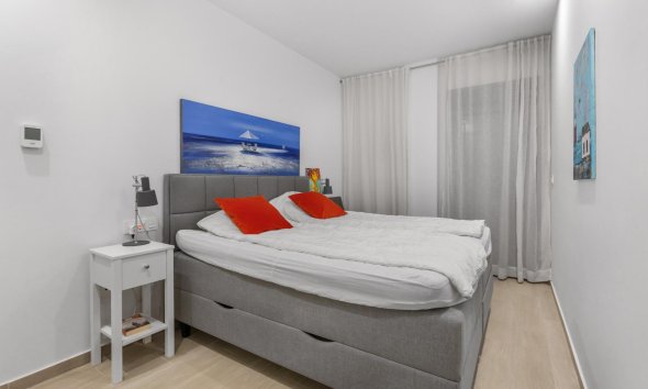 Reventa - Apartamento - Torrevieja - Los Frutales