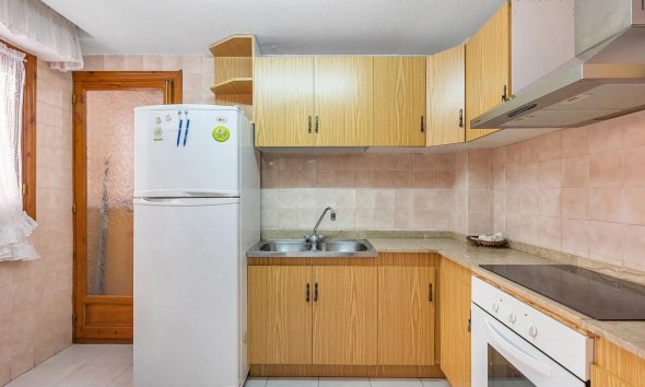 Resale - Apartment - Torrevieja - Estacion de autobuses