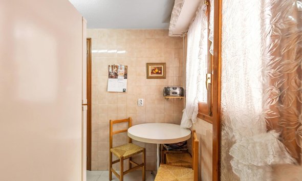Resale - Apartment - Torrevieja - Estacion de autobuses