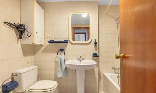 Resale - Apartment - Torrevieja - Estacion de autobuses